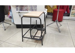 Стільчик - драбинка з відкидним щаблем для продавця